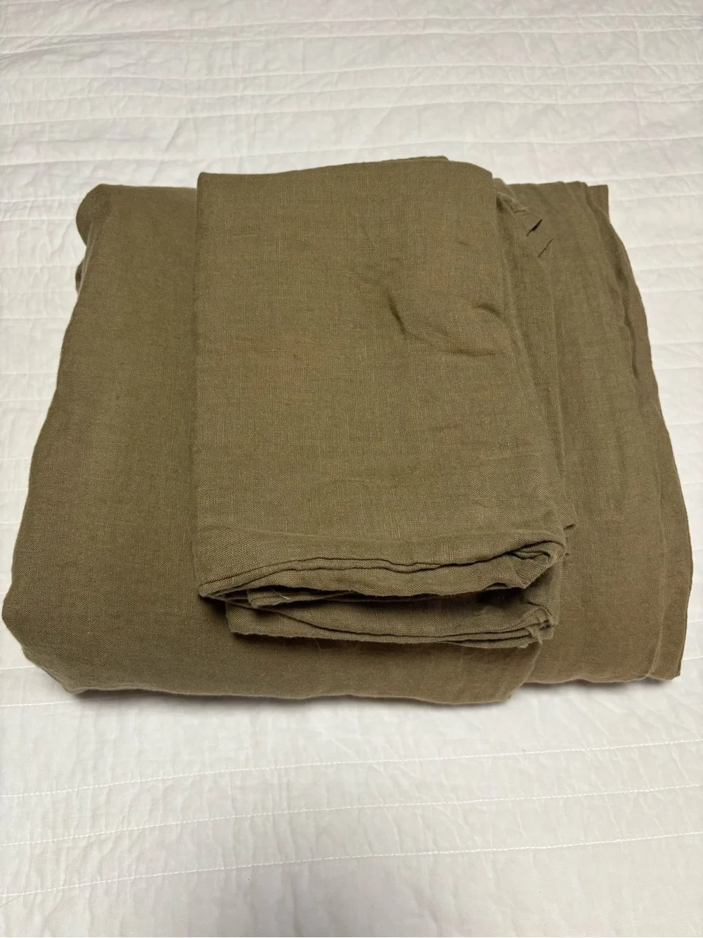 Quince Queen European Linen Duvet Cover Set with shams - ALOE